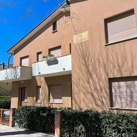 Barbara 4 Apartment